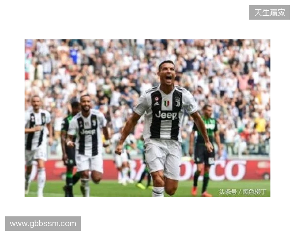 法兰克福内讧：球员场上互喷，并质疑主帅为何领先还要狂攻